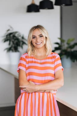 Portrait: Jessie Stephens