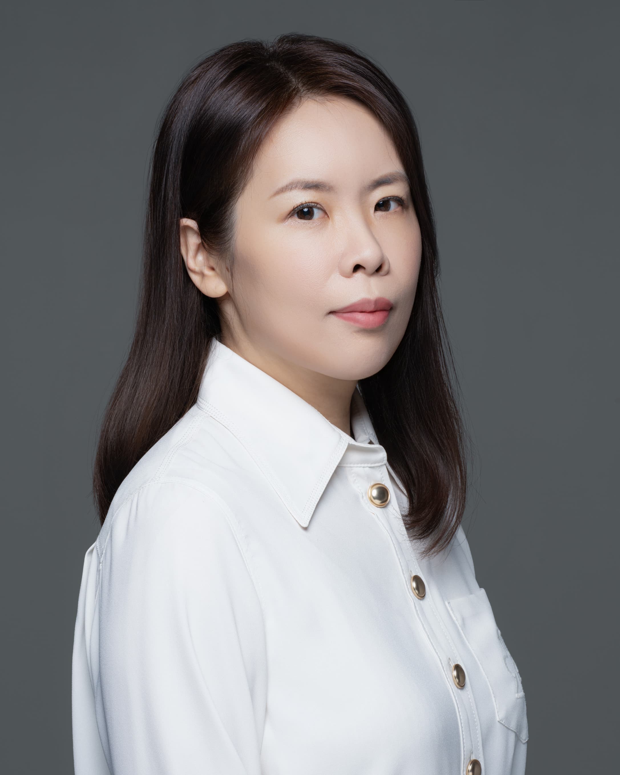 Portrait: Kang Jiyoung