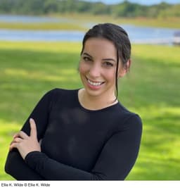 Portrait (Download): Ellie K. Wilde