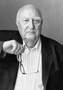 Portrait: Andrea Camilleri